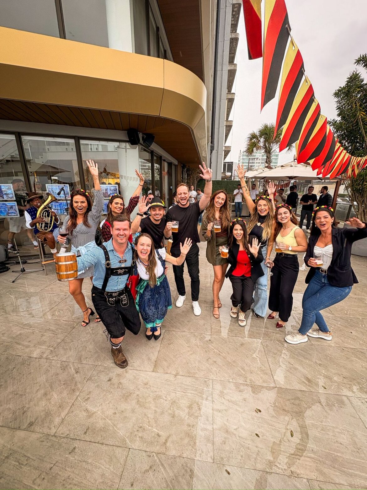 🍺 Pilgerfest: A festa que transformou a Praia Brava em um brinde de conexões, tradição e sucesso